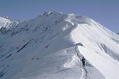 Salita invernale da Lizzola al Passo della Manina e al Monte Sasna con vento e tormenta di neve il 7 febbraio 2010 - FOTOGALLERY